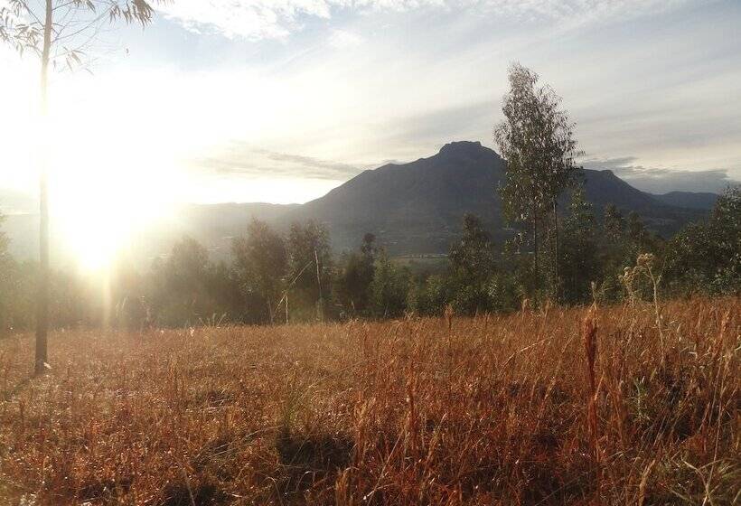 هتل Loma Wasi Village