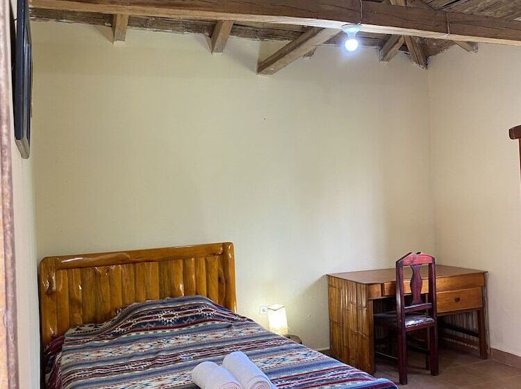 هتل Loma Wasi Village