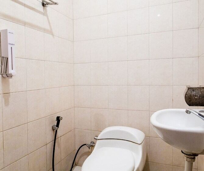 Hotel Oyo 3753 Cassa Dua