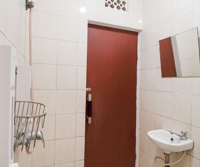 Hotel Oyo 3753 Cassa Dua