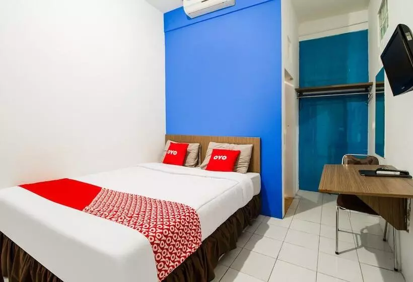 ホテル Oyo 3753 Cassa Dua
