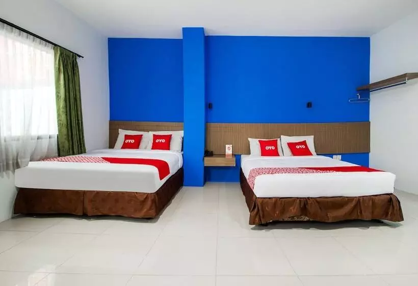 ホテル Oyo 3753 Cassa Dua