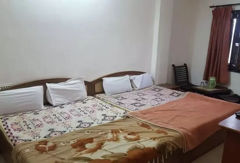 ホテル Goroomgo Rajpal Palace Udaipur