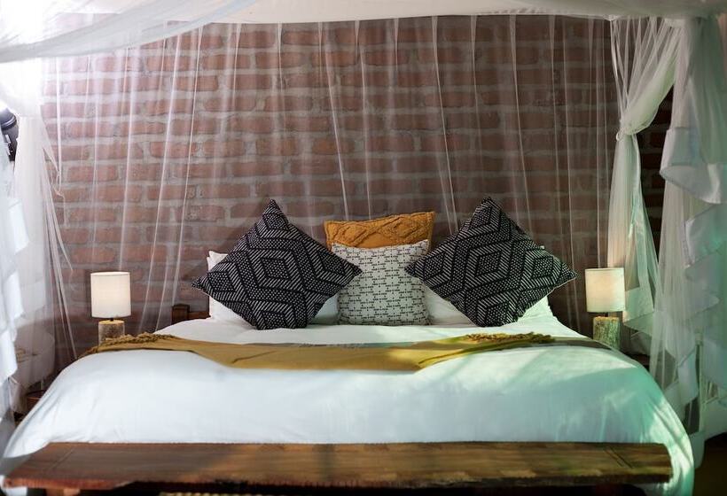 בית מלון כפרי Thornicroft Lodge