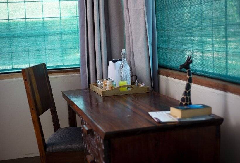 בית מלון כפרי Thornicroft Lodge