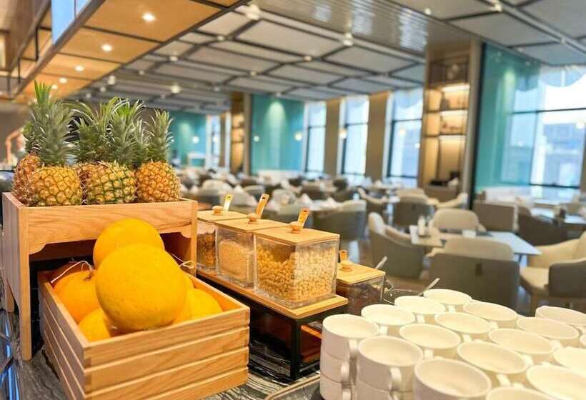 Отель Wyndham Handan Congtai