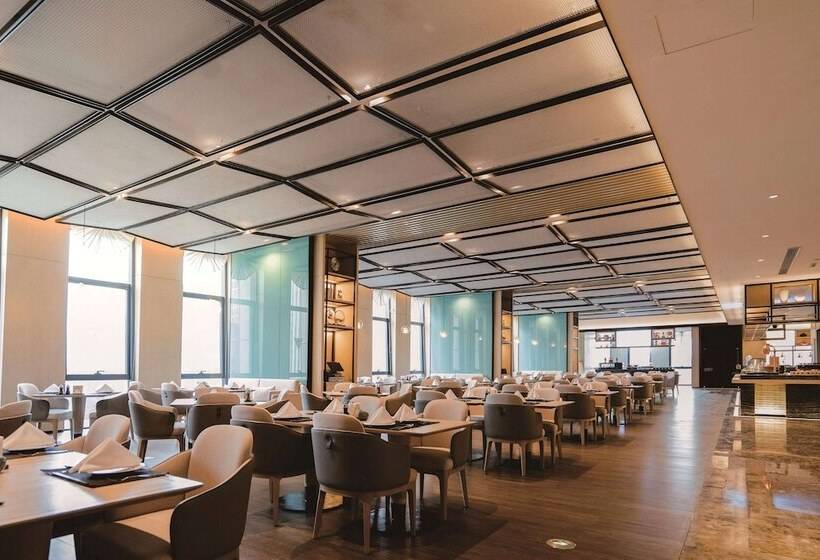 Отель Wyndham Handan Congtai