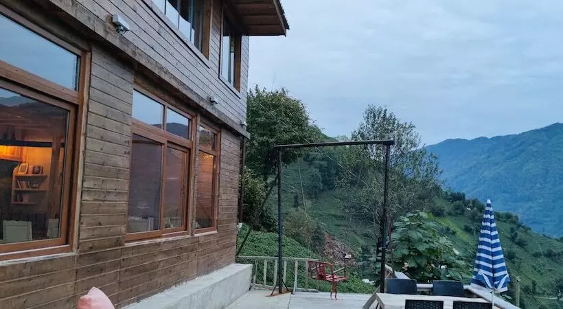 Hotelli Eva Bungalov