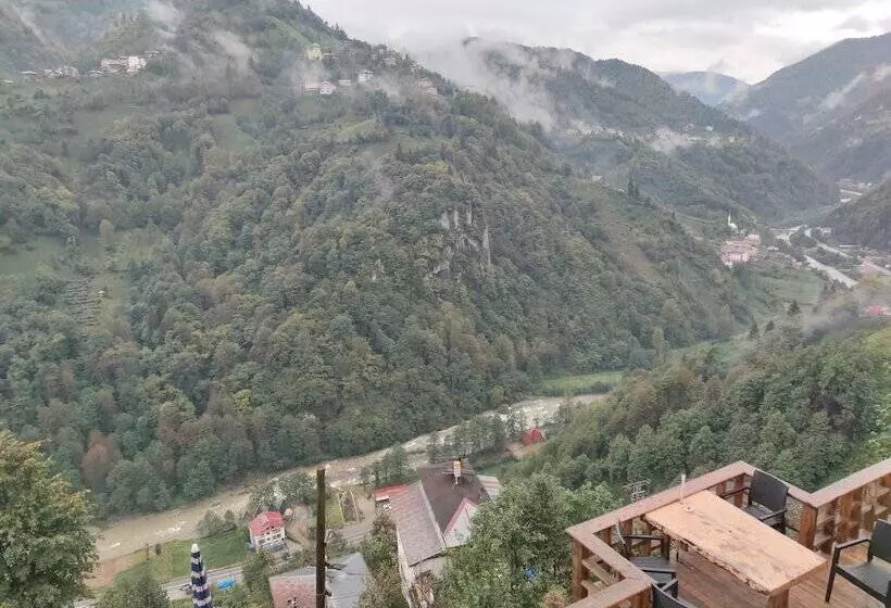 Hotelli Eva Bungalov