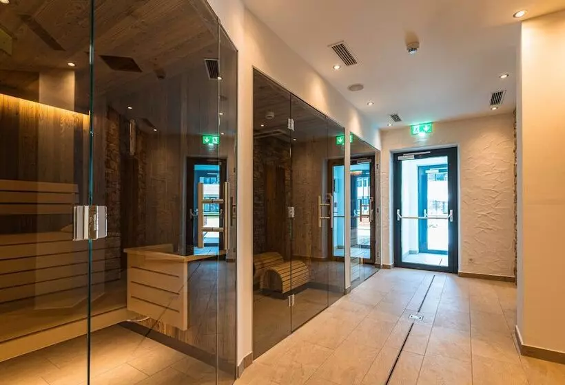 Lakeside Luxury Apartments