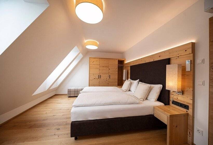 Lakeside Luxury Apartments