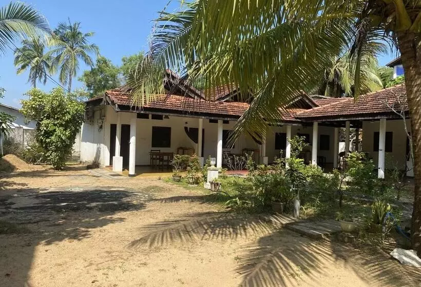 Majatalo Harmony Beach