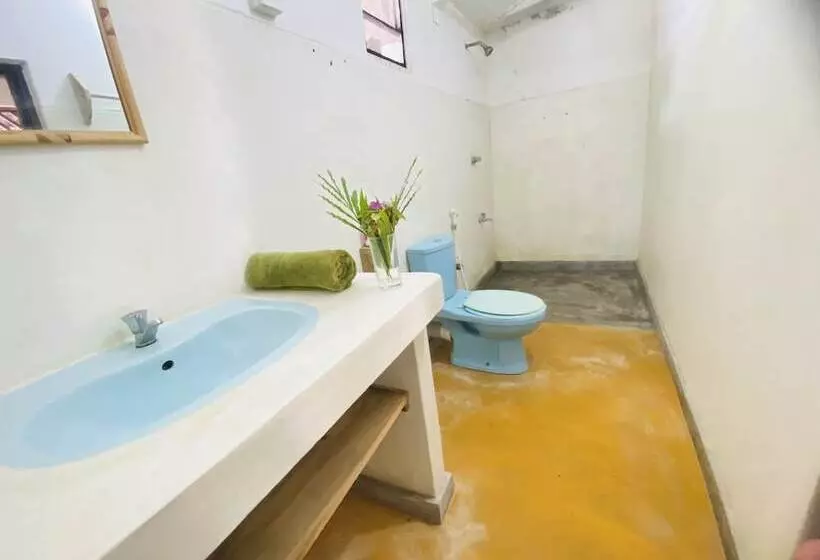 Majatalo Harmony Beach