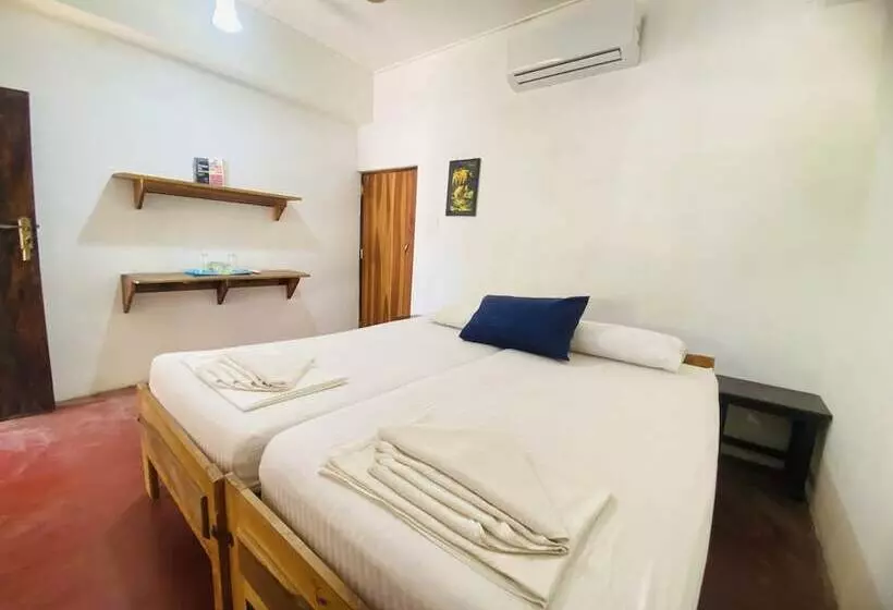 Majatalo Harmony Beach