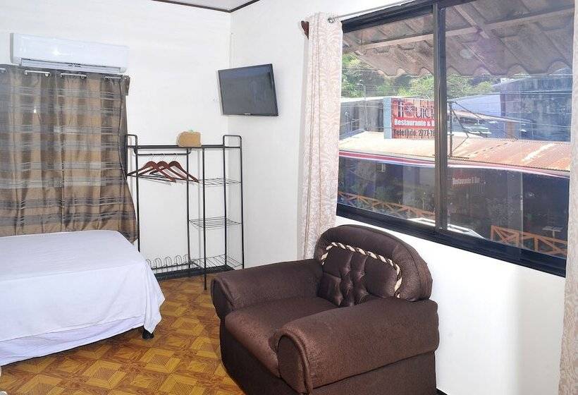 مبيت وإفطار Downtown By The Sea Inn