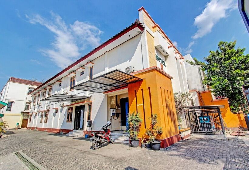 Capital O 91355 Hotel Mustika 1 Syariah