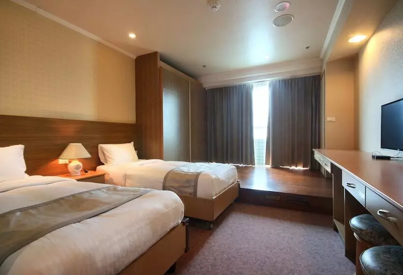 هتل Apvc Resort