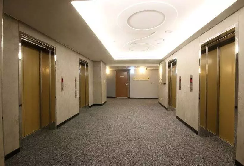 هتل Apvc Resort