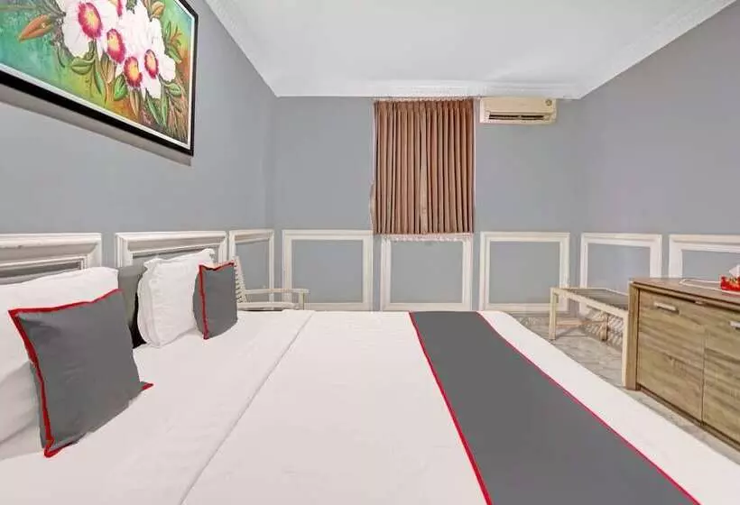 Hotelli Collection O 90783 Probolinggo Homestay
