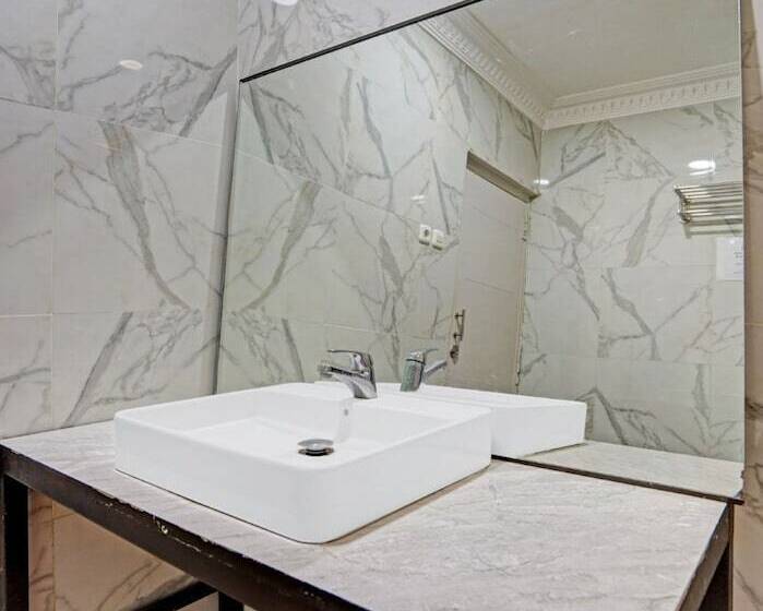 Отель Collection O 90783 Probolinggo Homestay