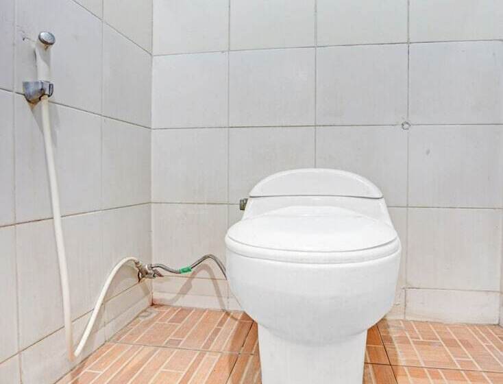 Отель Collection O 90783 Probolinggo Homestay