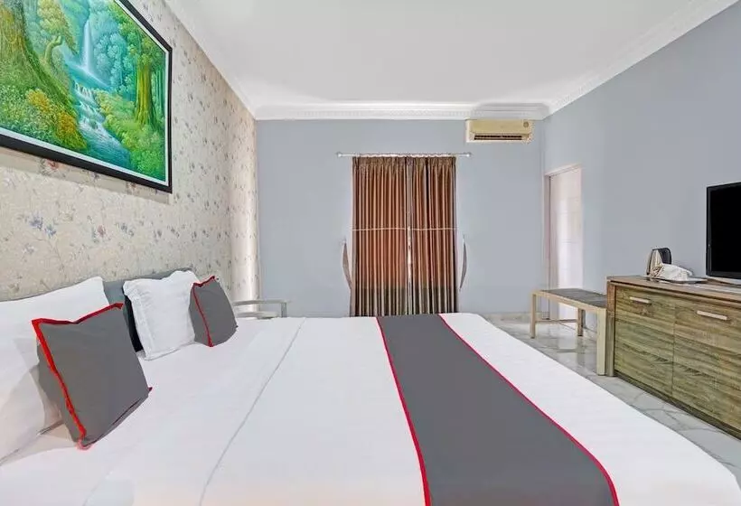 Hotelli Collection O 90783 Probolinggo Homestay