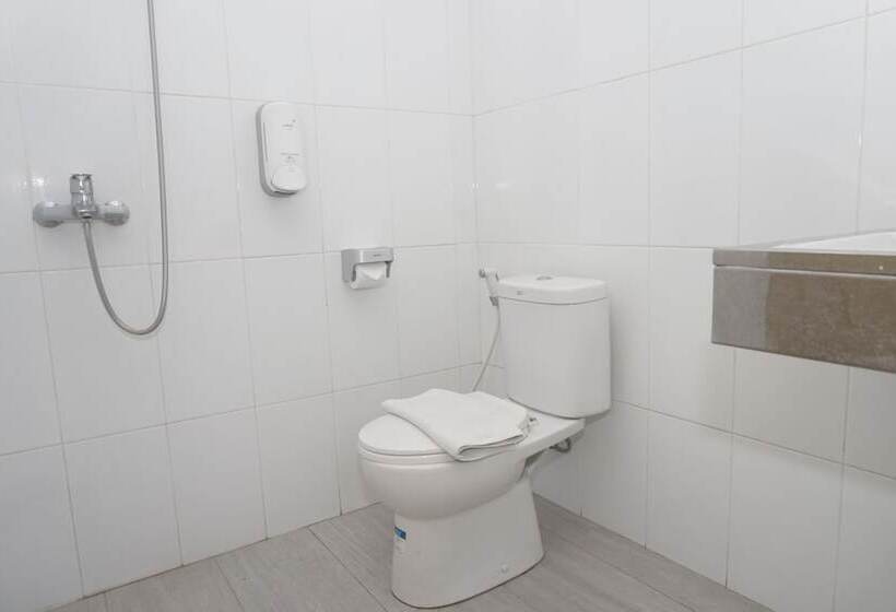 Cahaya 3 Hotel Near Juanda Airport