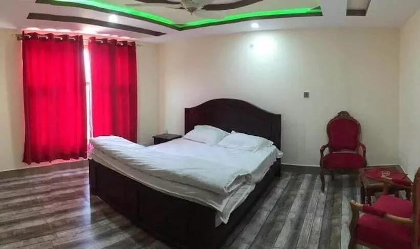 هتل Kentish Lodge Skardu