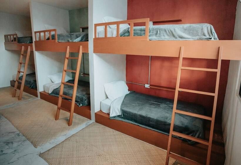 בית מלון כפרי Khali Cancun