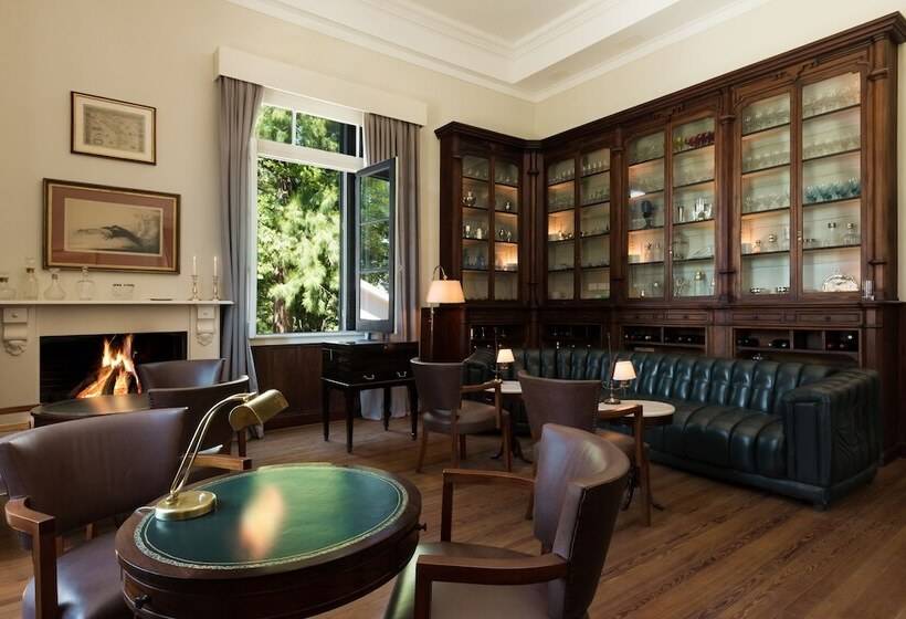 هتل Comarca Las Liebres