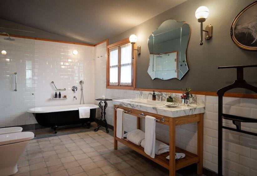 هتل Comarca Las Liebres