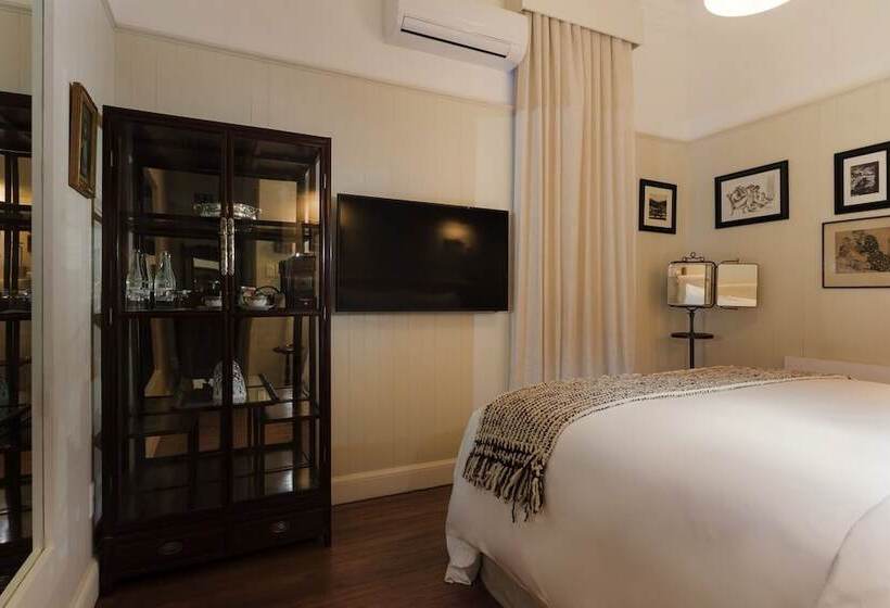 هتل Comarca Las Liebres