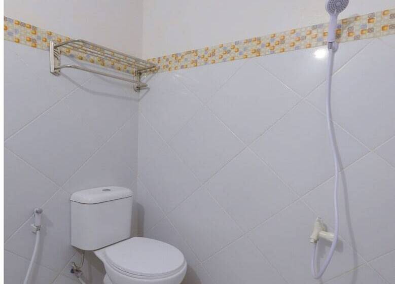 Hotel Ndalem Jogja Cupuwatu Syariah By Oyo Rooms