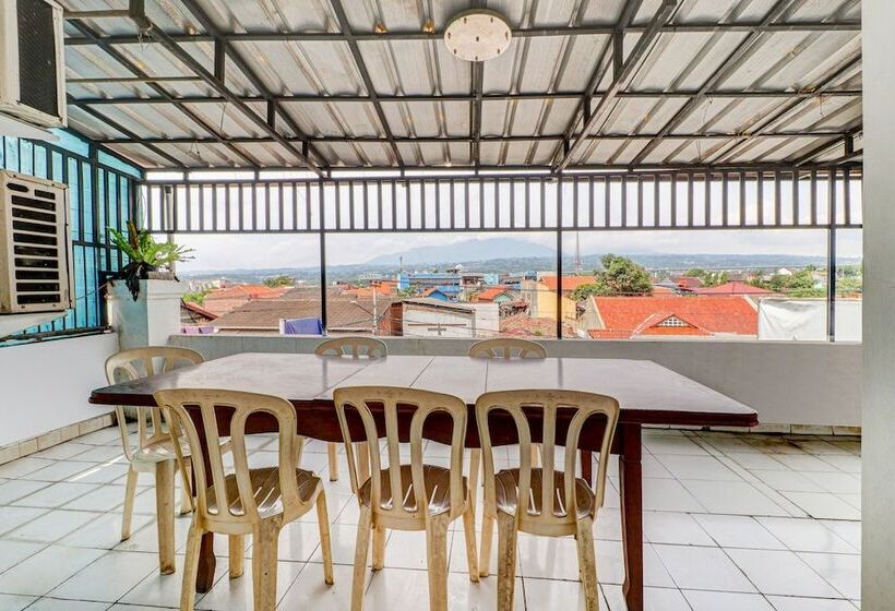 Hotel Oyo 90873 Orchid Guesthouse