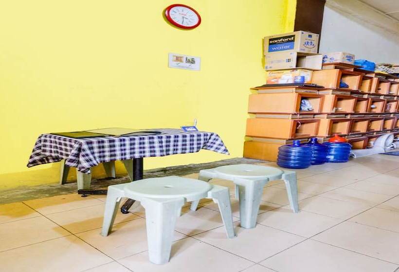 Отель Spot On 91512 Siantan Anambas Syariah Nearharbour Bay Ferry