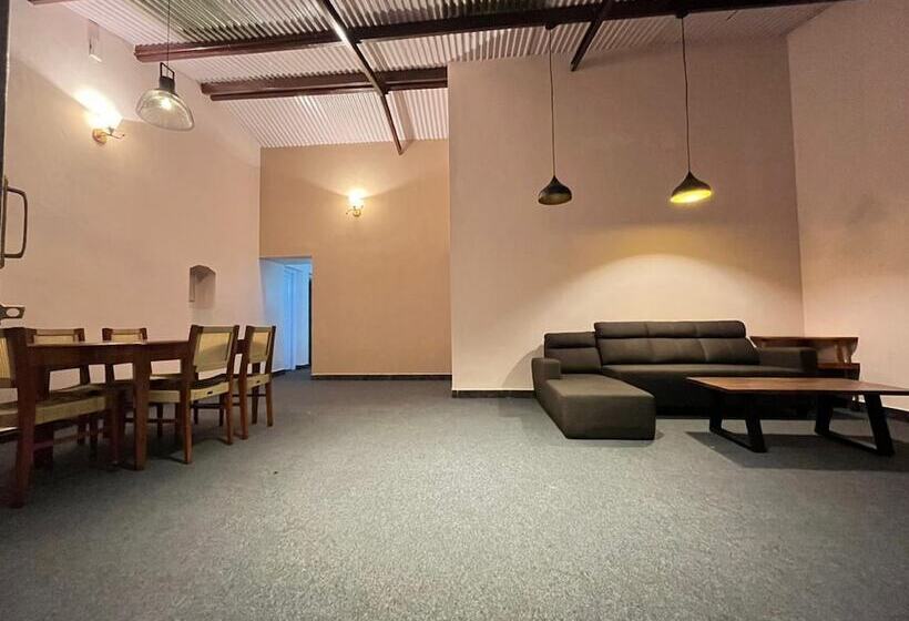 ホテル The British Villa By Xacro Xperiences