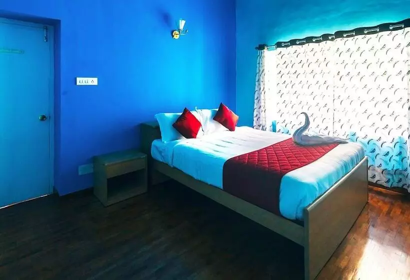 هتل The British Villa By Xacro Xperiences