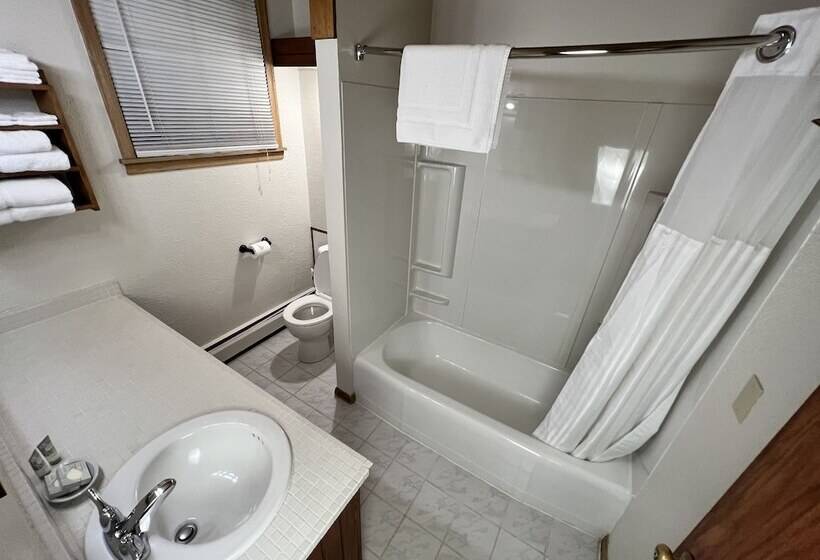 Отель Thomsonite Beach Inn