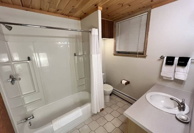 Отель Thomsonite Beach Inn