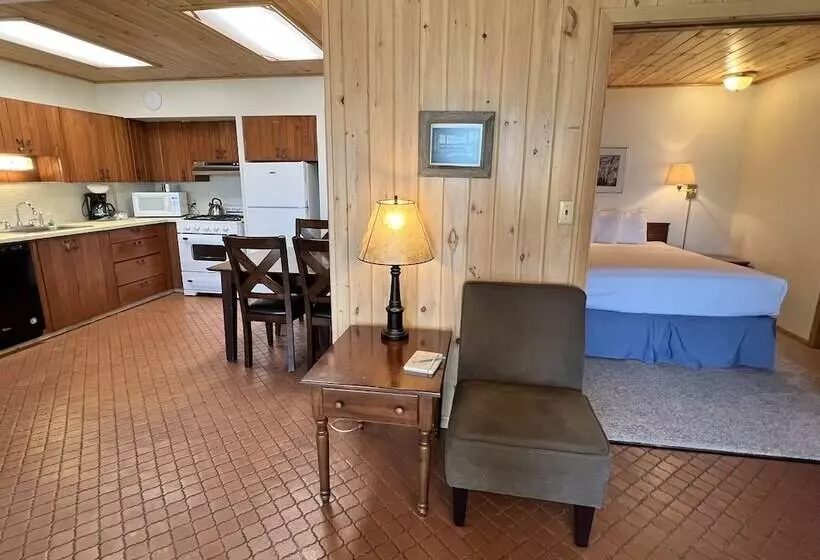 Hotelli Thomsonite Beach Inn