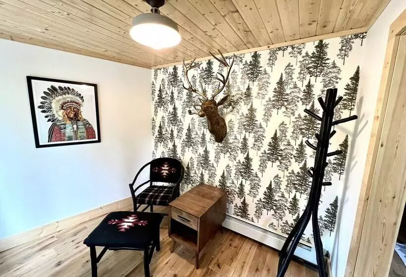 Hotelli Thomsonite Beach Inn