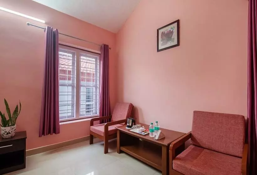 Hotelli Treebo Yajna Comforts