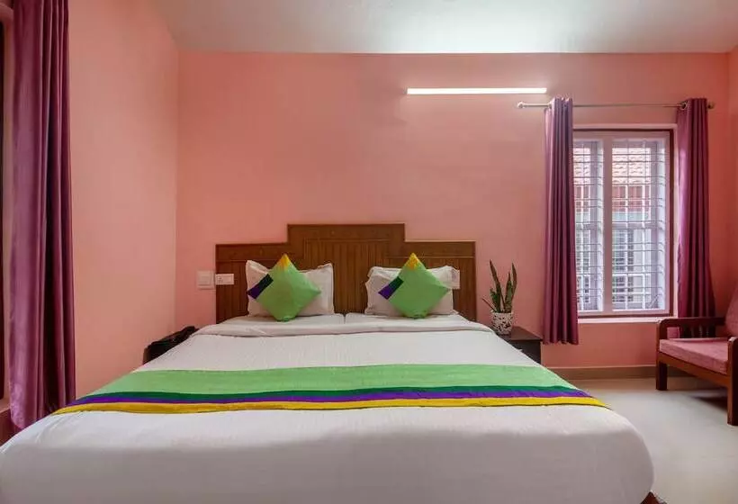 Hotelli Treebo Yajna Comforts