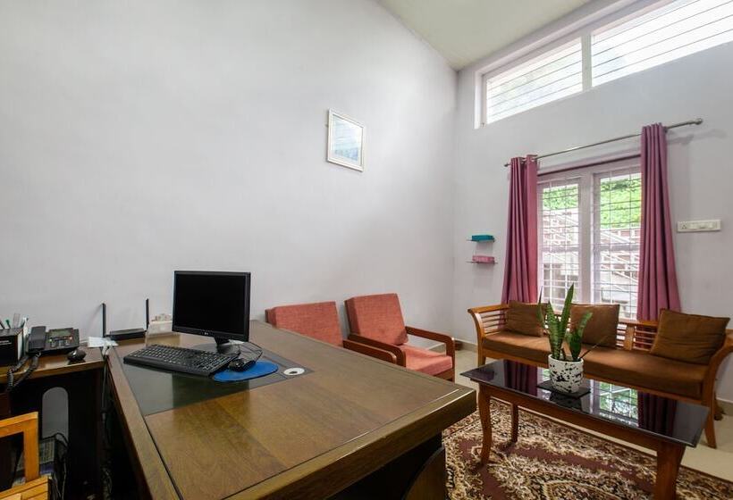 酒店 Treebo Yajna Comforts