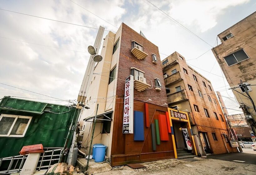 Motel Gyeongju Utopia