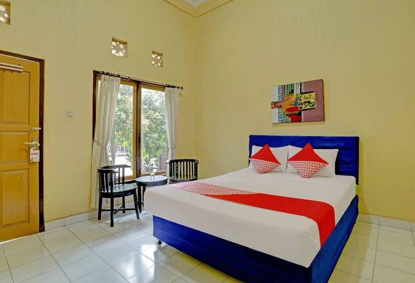 Oyo 3096 Hotel Dewi Warsiki