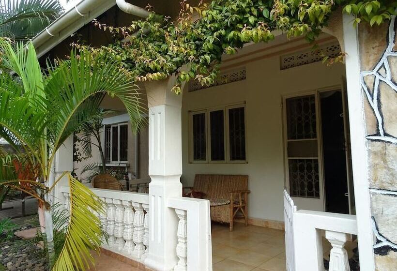 پانسیون Blue Agama Guest House