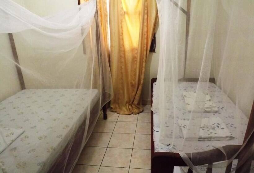 پانسیون Blue Agama Guest House