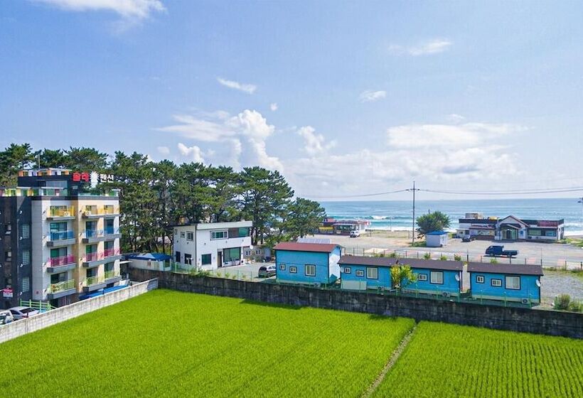 Gyeongju Gamposole Pension