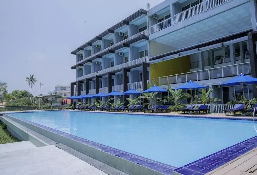 Trincomalee Beach Resort & Spa